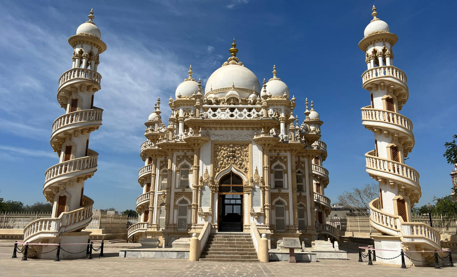 mahabat maqbara junagadh